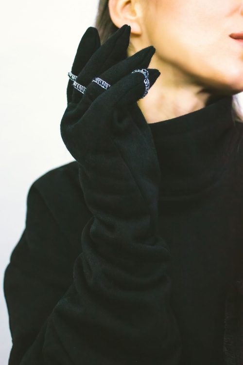 Black fleece long gloves